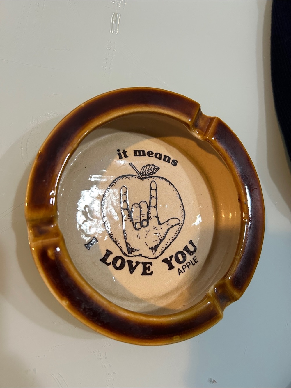 Vintage ceramic Brown Glaze Ashtray with 'I Love You' Apple sign language